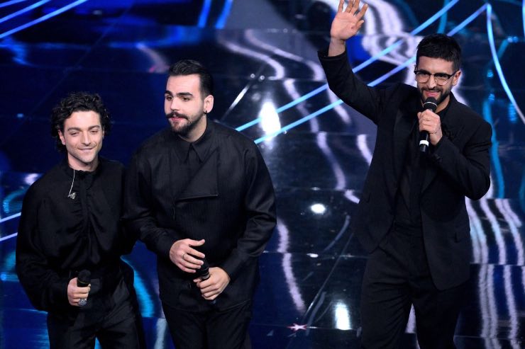 Il volo, cosa sta succedendo